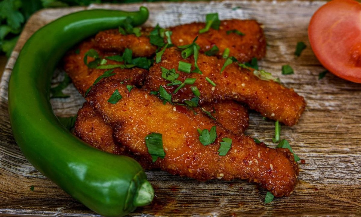 Chili schnitzel bites